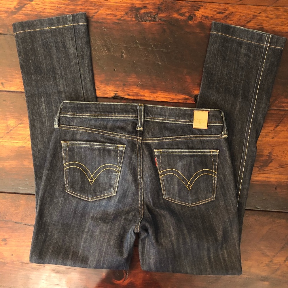 Levi lady jeans - Picture 1 of 4